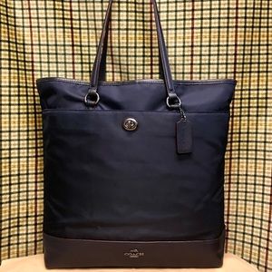 NWOT COACH NYLON/LEATHER TOTE/TRAVEL/SHOPPER BAG